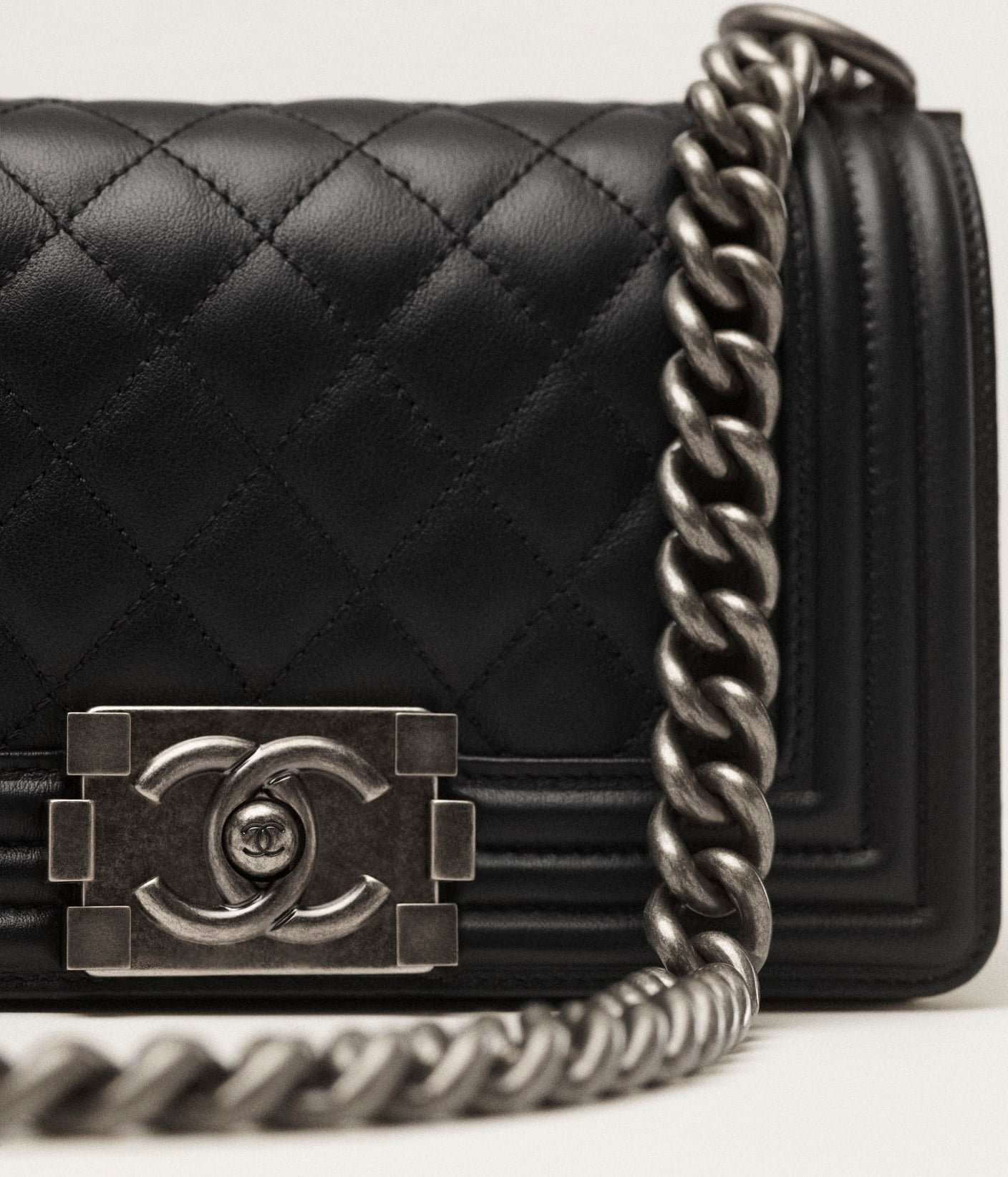 PETIT SAC BOY CHANEL